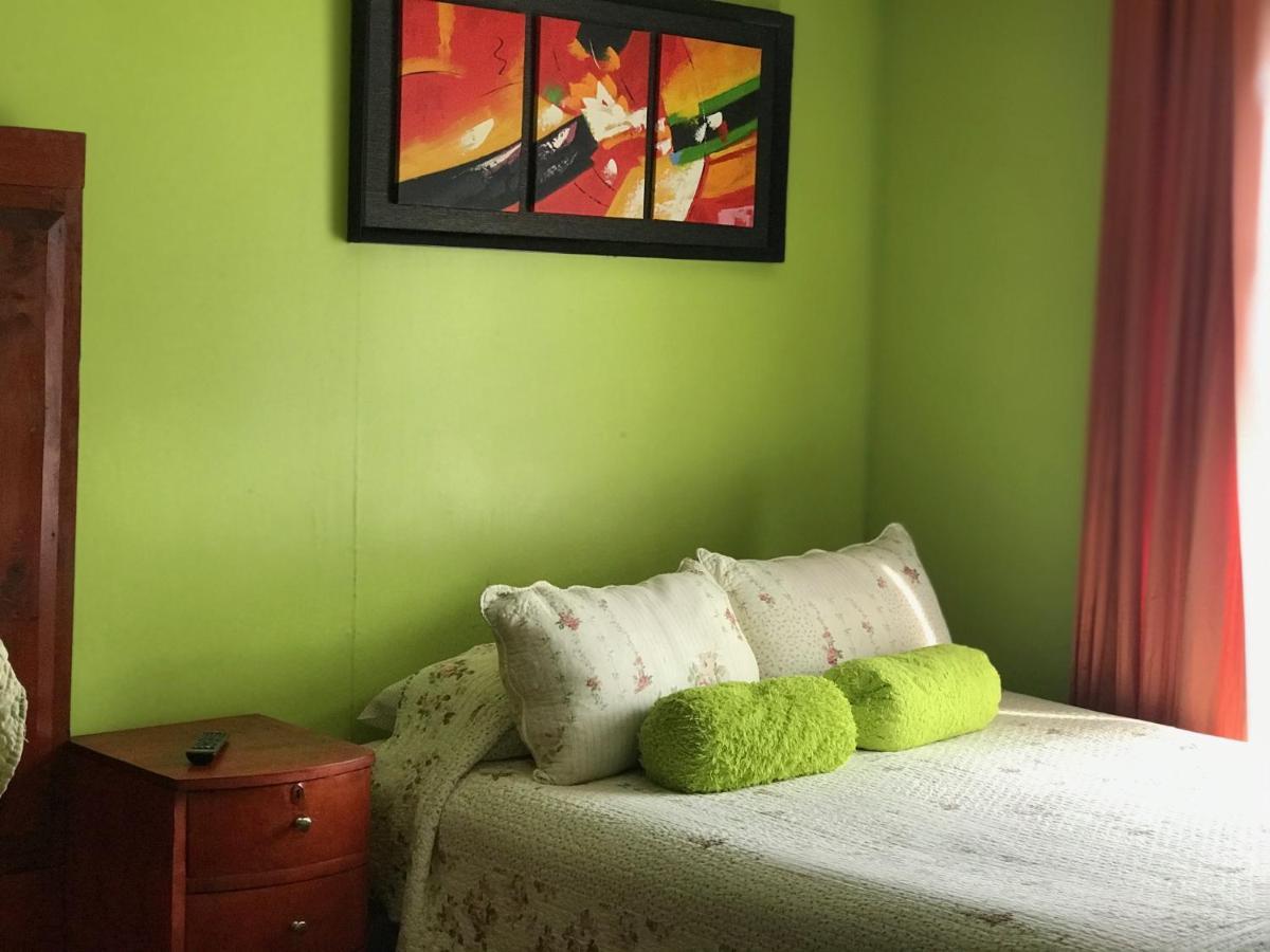 Hostal Benavente Puerto Montt Zewnętrze zdjęcie